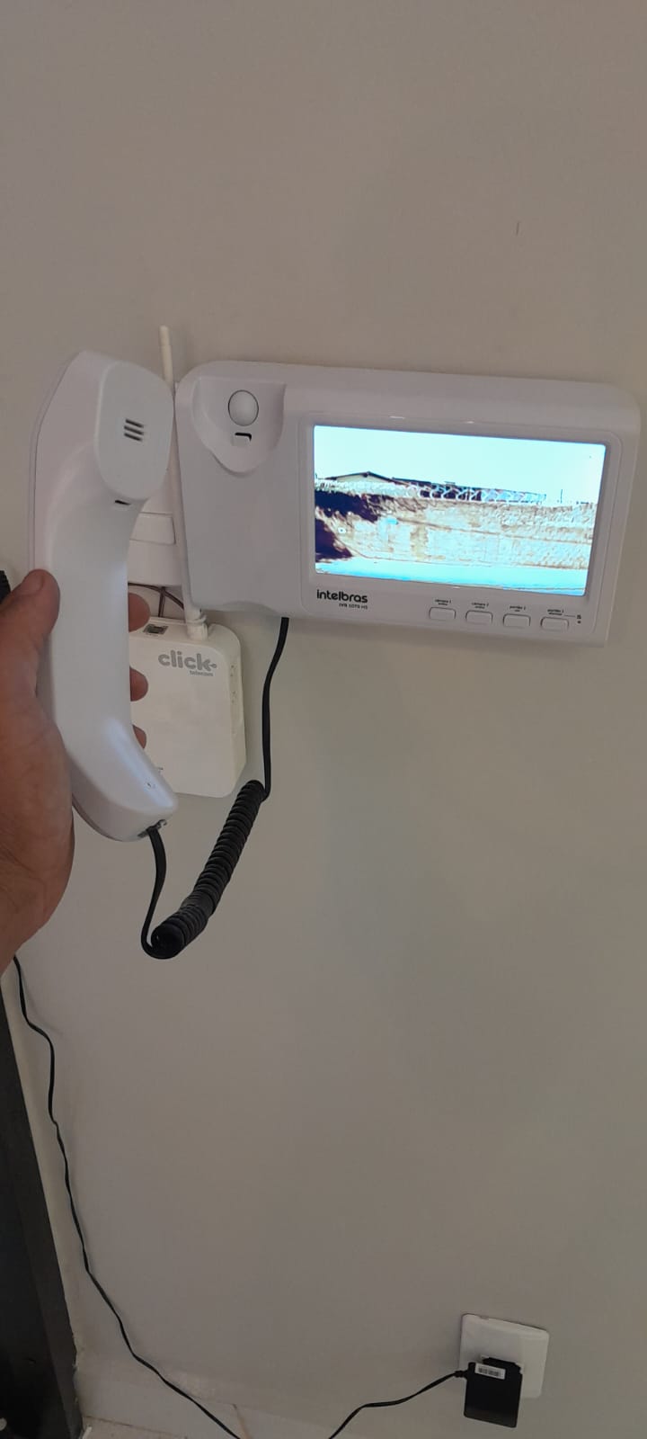 Instalação de vídeo porteiro intelbras