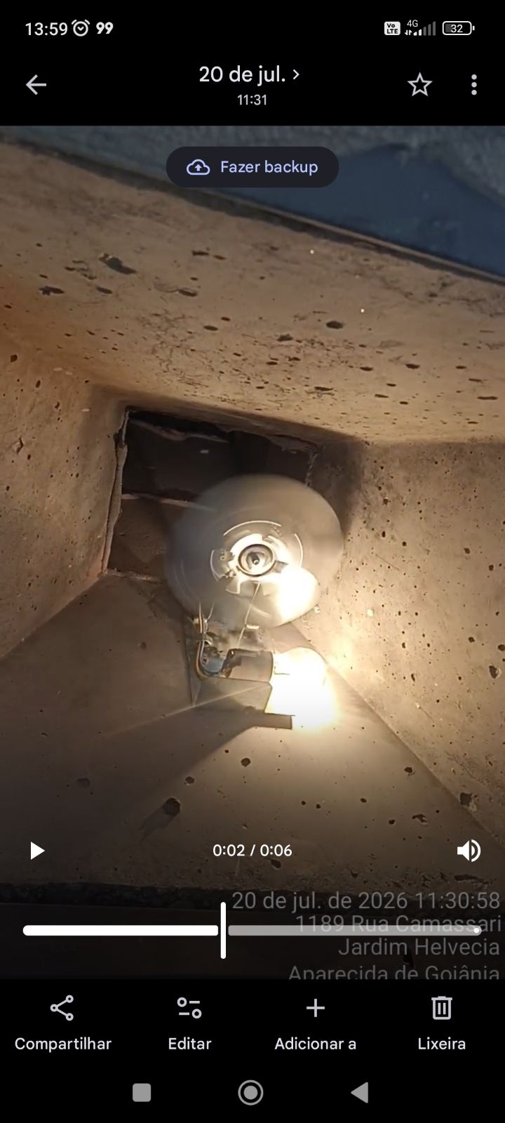 Instalação de exaustor com lâmpada 